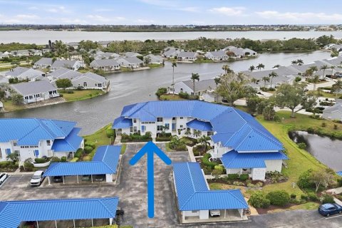 Copropriété à vendre à Bradenton, Floride: 2 chambres, 103.59 m2 № 2130066 - photo 2