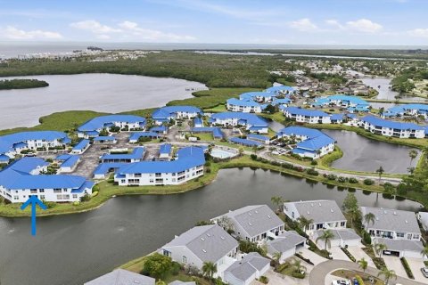 Copropriété à vendre à Bradenton, Floride: 2 chambres, 103.59 m2 № 2130066 - photo 11