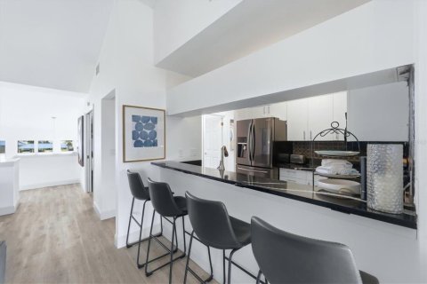 Copropriété à vendre à Bradenton, Floride: 2 chambres, 103.59 m2 № 2130066 - photo 20