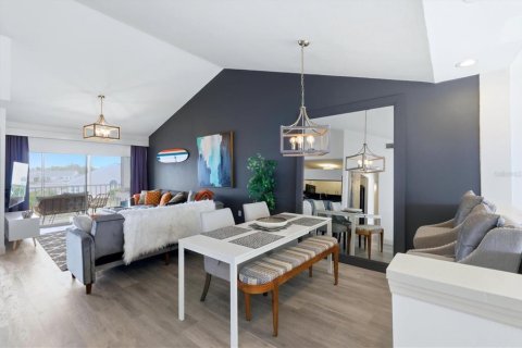 Copropriété à vendre à Bradenton, Floride: 2 chambres, 103.59 m2 № 2130066 - photo 17