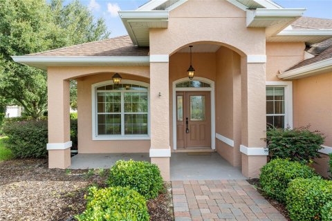 House in Ocala, Florida 3 bedrooms, 180.97 sq.m. № 1903936 - photo 7