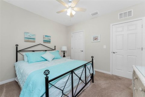 House in Punta Gorda, Florida 3 bedrooms, 156.35 sq.m. № 1913377 - photo 28