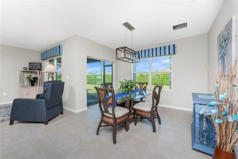 House in Punta Gorda, Florida 3 bedrooms, 156.35 sq.m. № 1913377 - photo 20