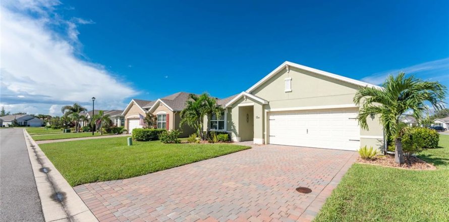 Villa ou maison à Punta Gorda, Floride 3 chambres, 156.35 m2 № 1913377