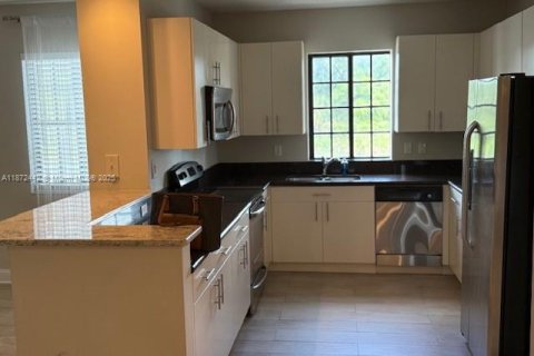 Condominio en alquiler en Palm Beach Gardens, Florida, 3 dormitorios, 190.45 m2 № 1928370 - foto 6