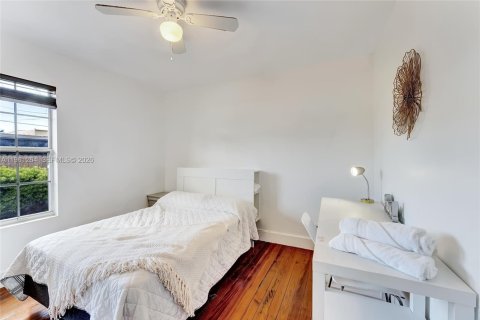 Villa ou maison à vendre à Dania Beach, Floride: 4 chambres, 115.94 m2 № 2022143 - photo 12