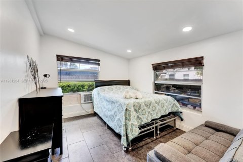 Villa ou maison à vendre à Dania Beach, Floride: 4 chambres, 115.94 m2 № 2022143 - photo 9