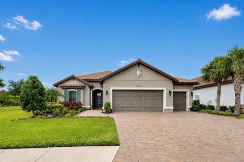 House in Palmetto, Florida 3 bedrooms, 211.35 sq.m. № 2277758