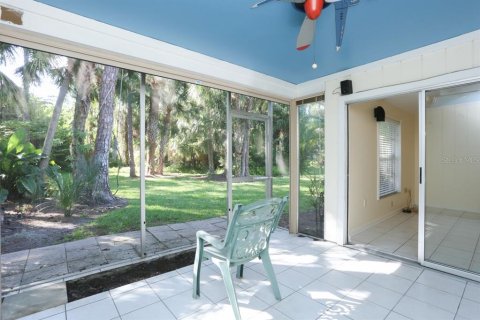House in Sarasota, Florida 2 bedrooms, 89.74 sq.m. № 1898405 - photo 20