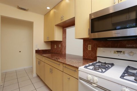 House in Sarasota, Florida 2 bedrooms, 89.74 sq.m. № 1898405 - photo 13