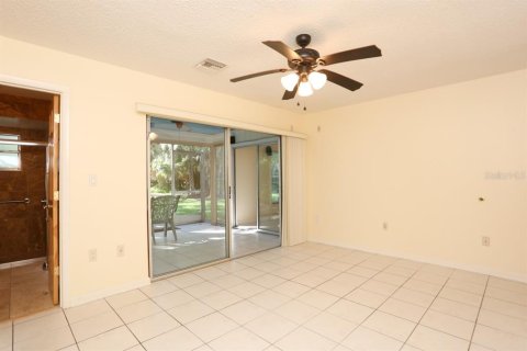 House in Sarasota, Florida 2 bedrooms, 89.74 sq.m. № 1898405 - photo 15