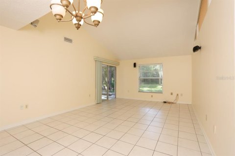 House in Sarasota, Florida 2 bedrooms, 89.74 sq.m. № 1898405 - photo 7