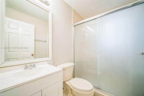 Casa en venta en Homestead, Florida, 5 dormitorios, 201.6 m2 № 1997800 - foto 6