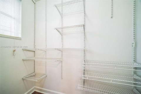 Casa en venta en Homestead, Florida, 5 dormitorios, 201.6 m2 № 1997800 - foto 22