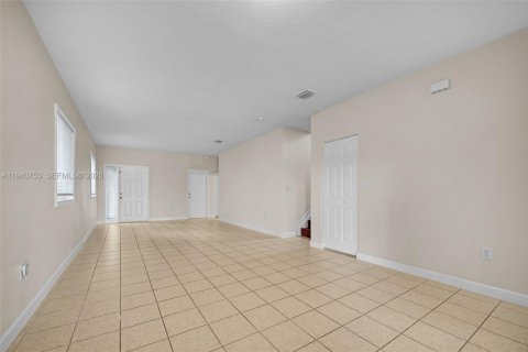 Casa en venta en Homestead, Florida, 5 dormitorios, 201.6 m2 № 1997800 - foto 27