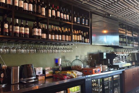 Propiedad comercial en venta en Miami, Florida № 1933053 - foto 12