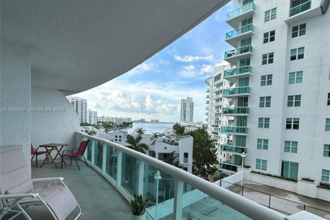 Copropriété à vendre à North Bay Village, Floride: 2 chambres, 116.22 m2 № 2067625 - photo 6