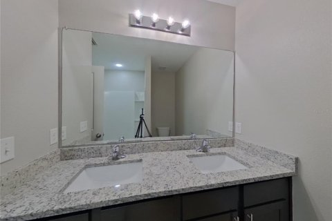 Casa en alquiler en Palmetto, Florida, 3 dormitorios, 140.84 m2 № 1686749 - foto 7