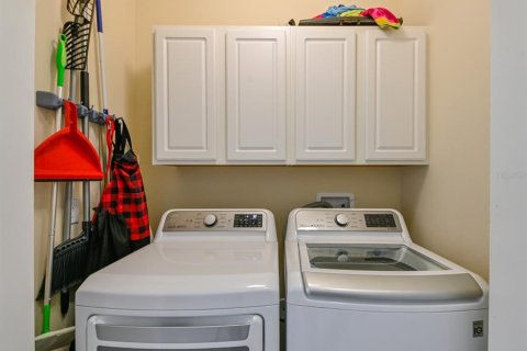 House in Hudson, Florida 3 bedrooms, 141.3 sq.m. № 2107843 - photo 29