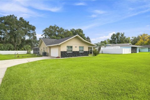 Villa ou maison à vendre à Ocala, Floride: 3 chambres, 144.18 m2 № 2350124 - photo 3