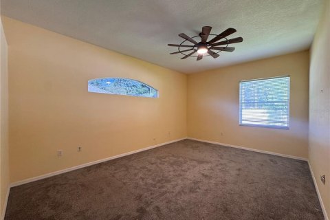 Villa ou maison à louer à Palm Coast, Floride: 4 chambres, 241.27 m2 № 2406492 - photo 17