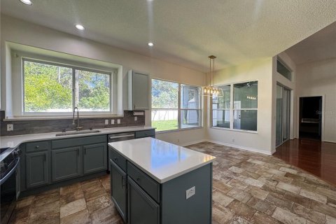 Villa ou maison à louer à Palm Coast, Floride: 4 chambres, 241.27 m2 № 2406492 - photo 11