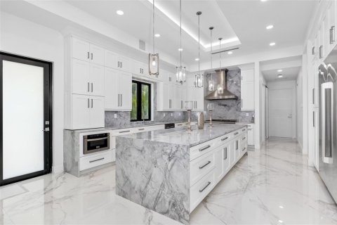 Купить виллу или дом в Паркленд, Флорида 4 комнаты, 605.82м2, № 2246569 - фото 17