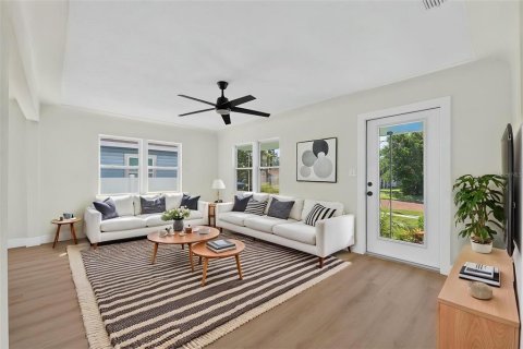 Villa ou maison à vendre à Saint Petersburg, Floride: 3 chambres, 113.9 m2 № 2360901 - photo 12