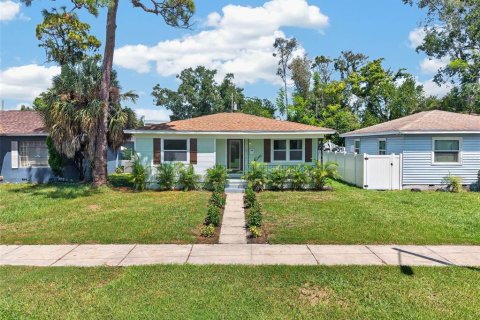 Villa ou maison à vendre à Saint Petersburg, Floride: 3 chambres, 113.9 m2 № 2360901 - photo 2