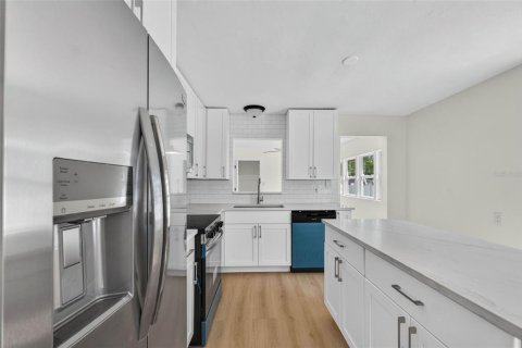 Villa ou maison à vendre à Saint Petersburg, Floride: 3 chambres, 113.9 m2 № 2360901 - photo 25