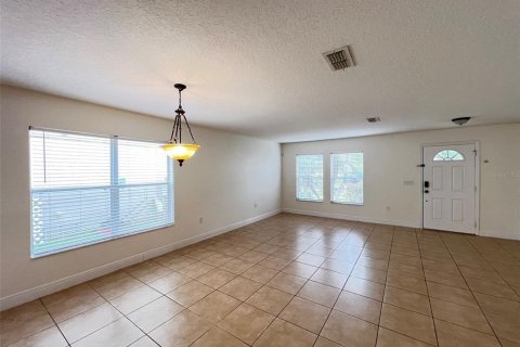 House in Orlando, Florida 4 bedrooms, 270.62 sq.m. № 1721101 - photo 26