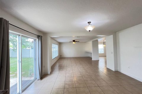 House in Orlando, Florida 4 bedrooms, 270.62 sq.m. № 1721101 - photo 18