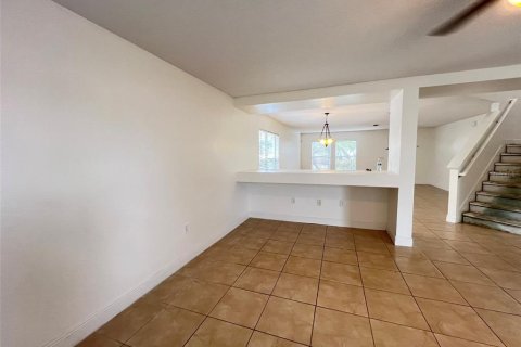 House in Orlando, Florida 4 bedrooms, 270.62 sq.m. № 1721101 - photo 23