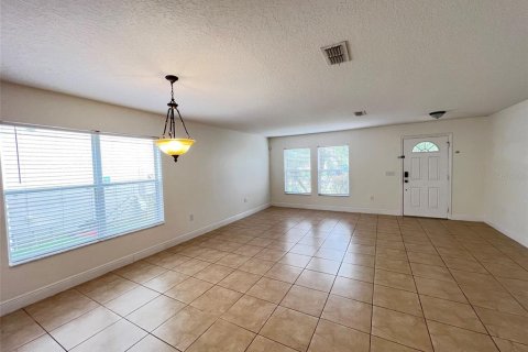 House in Orlando, Florida 4 bedrooms, 270.62 sq.m. № 1721101 - photo 25