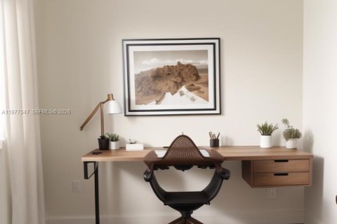 House in Miami, Florida 3 bedrooms, 140.28 sq.m. № 2042587 - photo 23