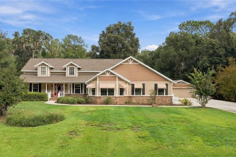 Casa en Ocala, Florida 3 dormitorios, 248.51 m2 № 2386266