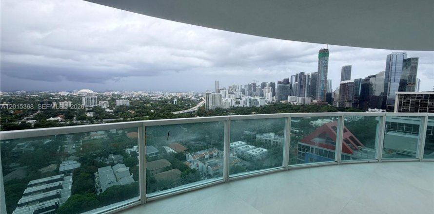 Condominio en Miami, Florida, 2 dormitorios  № 2086059