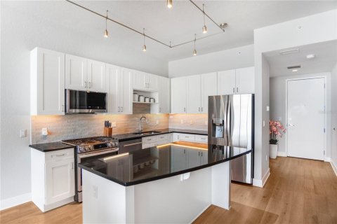 Copropriété à vendre à Orlando, Floride: 2 chambres, 105.72 m2 № 2210547 - photo 4