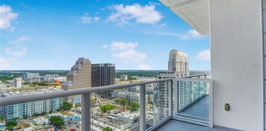 Condo à Orlando, Floride, 2 chambres  № 2210547