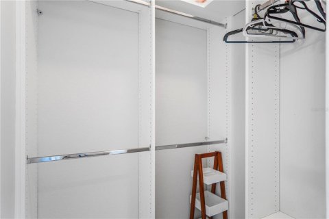 Copropriété à vendre à Orlando, Floride: 2 chambres, 105.72 m2 № 2210547 - photo 16