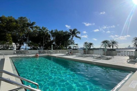 Condominio en venta en Miami Beach, Florida, 1 dormitorio, 88.26 m2 № 1790894 - foto 2