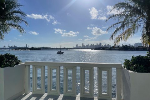 Condominio en venta en Miami Beach, Florida, 1 dormitorio, 88.26 m2 № 1790894 - foto 4