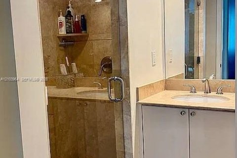 Copropriété à vendre à Hallandale Beach, Floride: 1 chambre, 85.01 m2 № 2416134 - photo 12