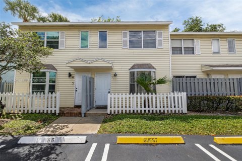 Adosado en venta en Pompano Beach, Florida, 2 dormitorios, 96.62 m2 № 2064236 - foto 4