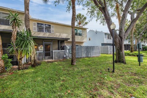 Adosado en venta en Pompano Beach, Florida, 2 dormitorios, 96.62 m2 № 2064236 - foto 27