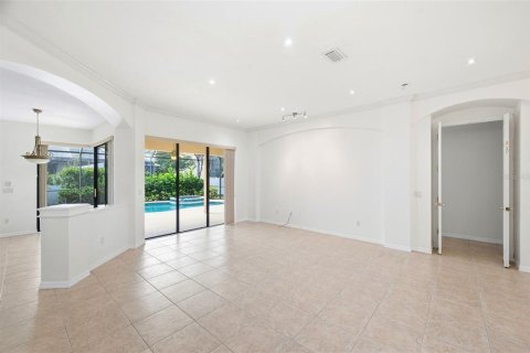 Villa ou maison à vendre à Bradenton, Floride: 5 chambres, 300.26 m2 № 2227764 - photo 4