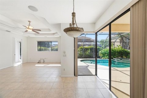 Villa ou maison à vendre à Bradenton, Floride: 5 chambres, 300.26 m2 № 2227764 - photo 18
