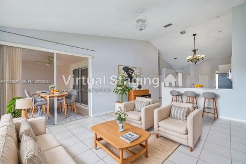 Купить таунхаус в Делрей-Бич, Флорида 2 спальни, 128.11м2, № 1974906 - фото 30