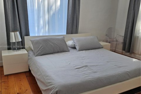 Condo in Miami Beach, Florida, 1 bedroom  № 2020837 - photo 20