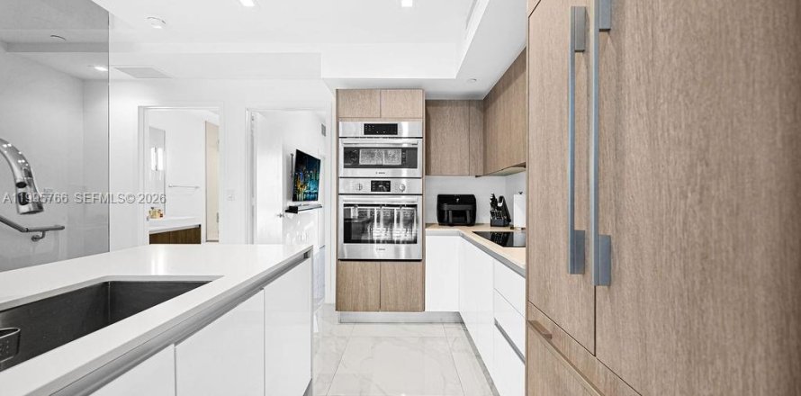 Condo à Miami, Floride, 2 chambres  № 2063999